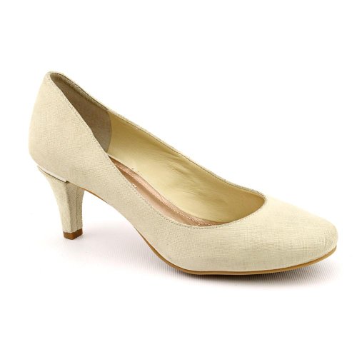 ivory leather pumps